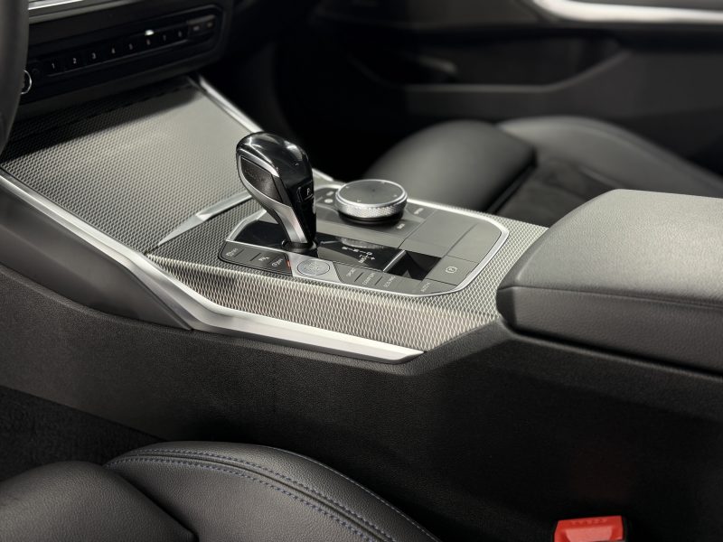 BMW 320i XDrive 2021 г., 91950 км