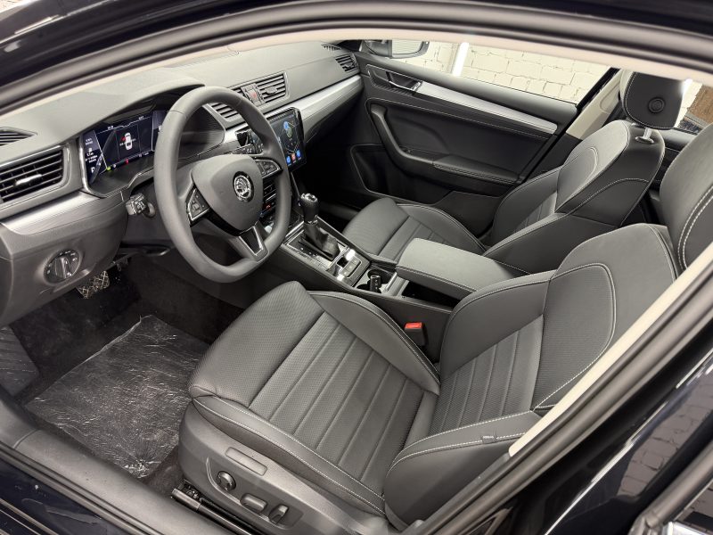 SKODA Superb Exclusive, 2025 г, 21 км