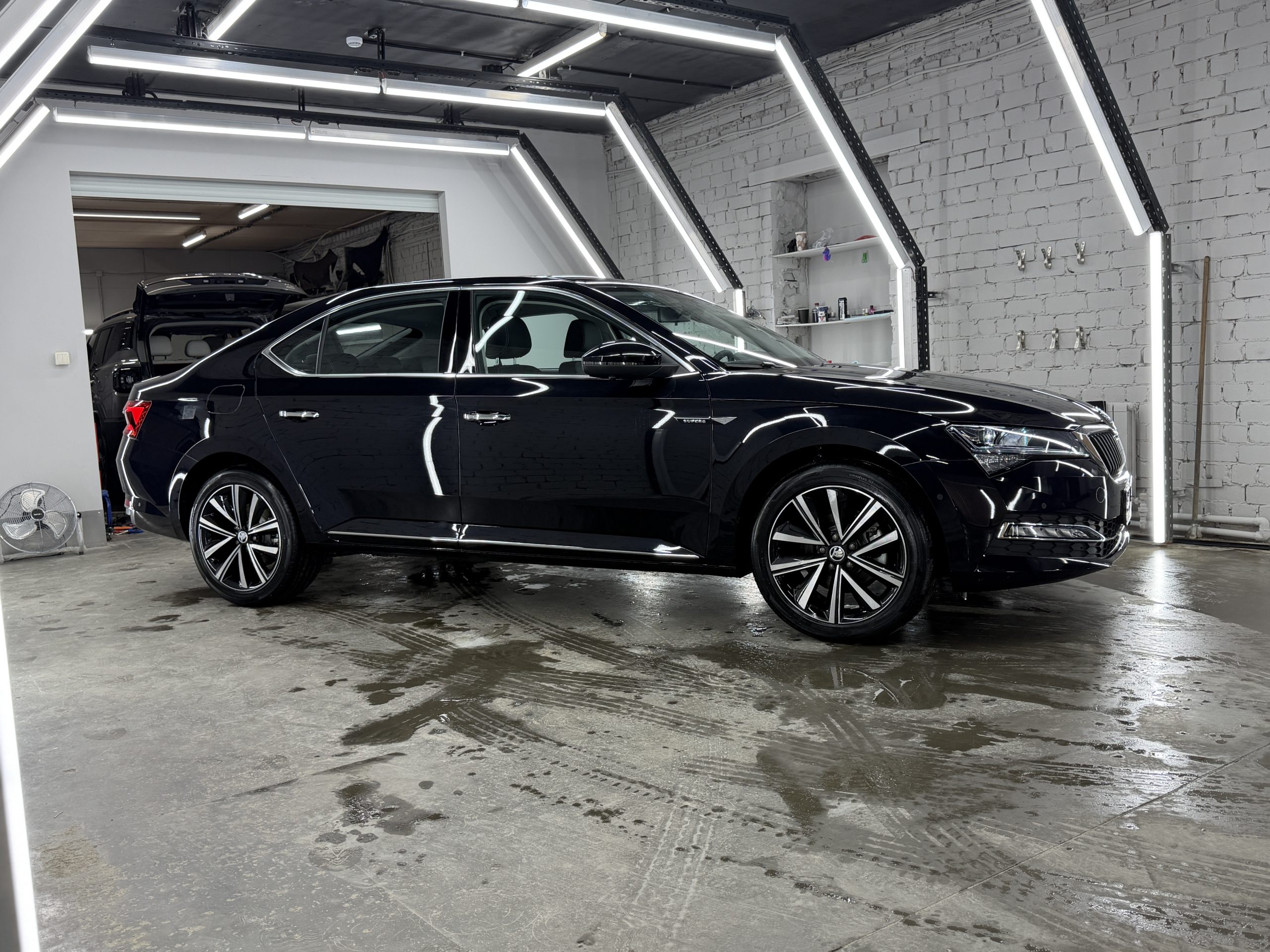 SKODA Superb Exclusive, 2025 г, 21 км - изображение 44