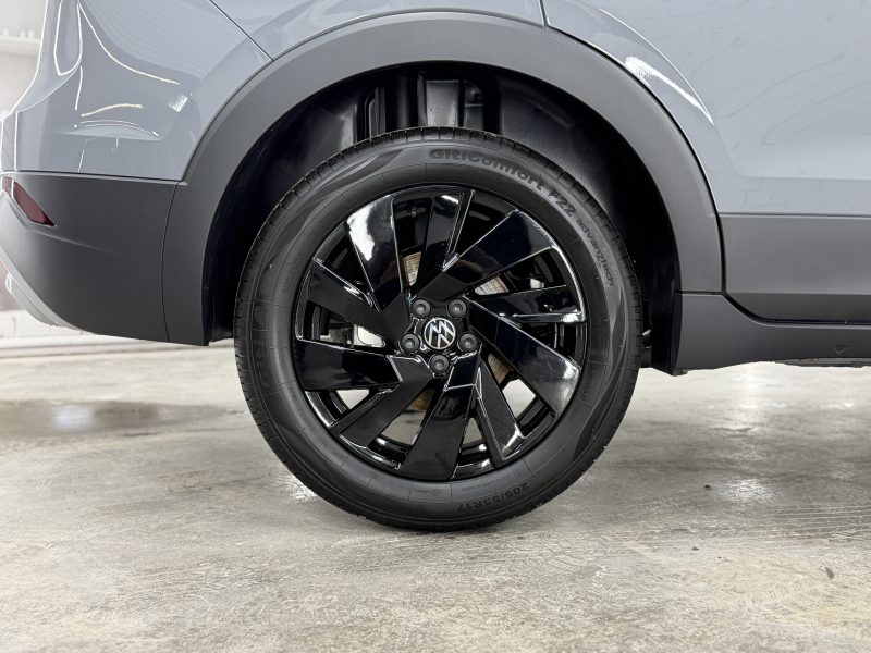 Volkswagen Tharu XR 300 TSI,1.5АМТ, 2025 г.