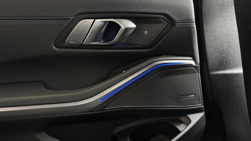 BMW 320i XDrive 2021 г., 91950 км