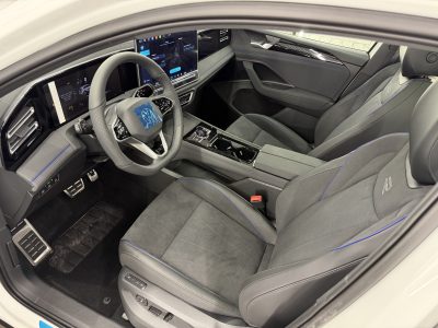 Volkswagen Tiguan III, 2025 г.в., L Pro 2.0 AMT (220 л.с.) 4WD R-Line Premium. - изображение 28