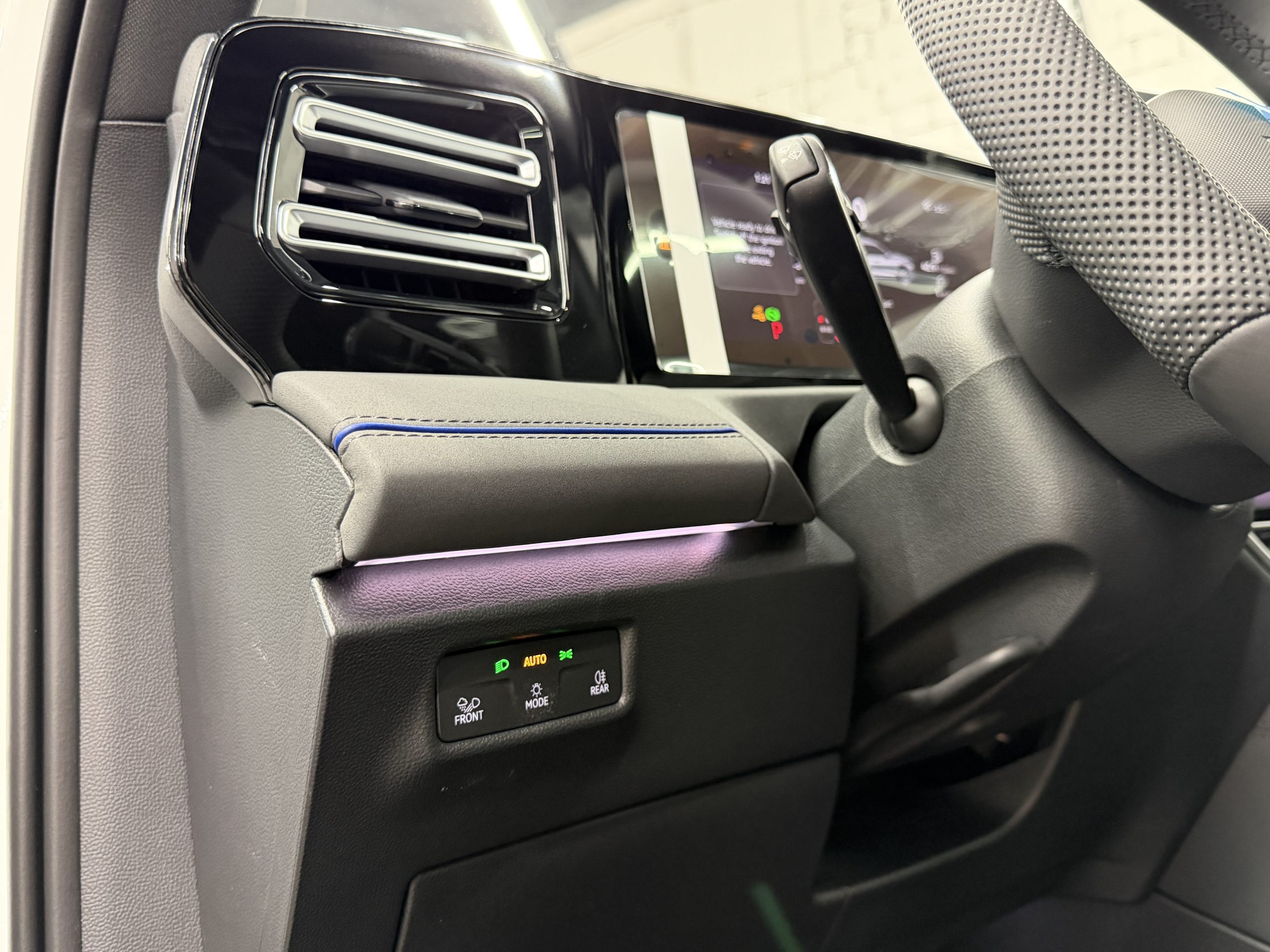 Volkswagen Tiguan III, 2025 г.в., L Pro 2.0 AMT (220 л.с.) 4WD R-Line Premium. - изображение 29