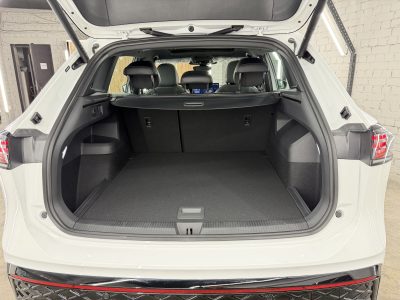 Volkswagen Tiguan III, 2025 г.в., L Pro 2.0 AMT (220 л.с.) 4WD R-Line Premium. - изображение 8