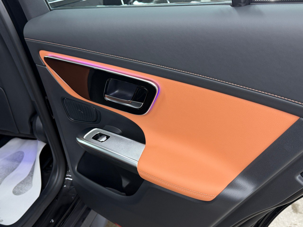 Mercedes-Benz GLC 260 Coupe 2025 года - изображение 17