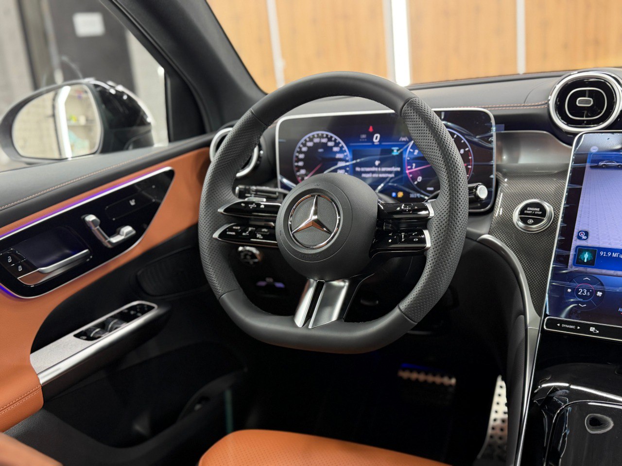 Mercedes-Benz GLC 260 Coupe 2025 года - изображение 13