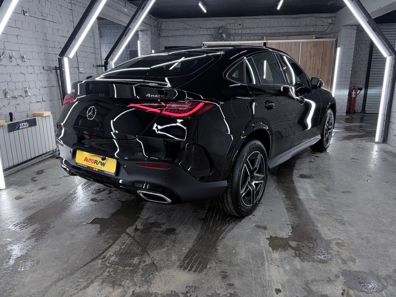 Mercedes-Benz GLC 260 Coupe 2025 года - изображение 3