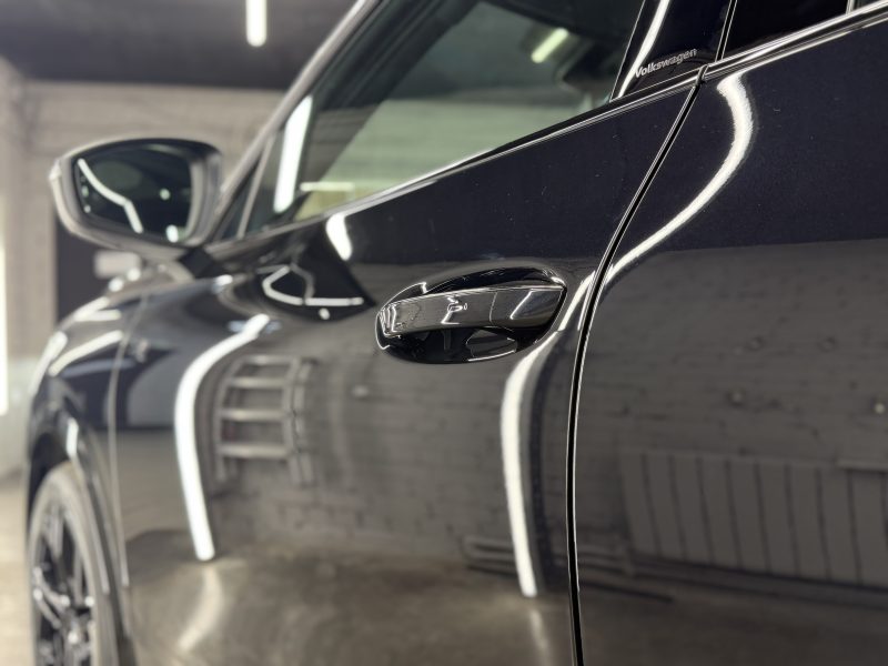 Volkswagen Tiguan III, 2026 г.в., L Pro 2.0 AMT (220 л.с.) 4WD R-Line Premium