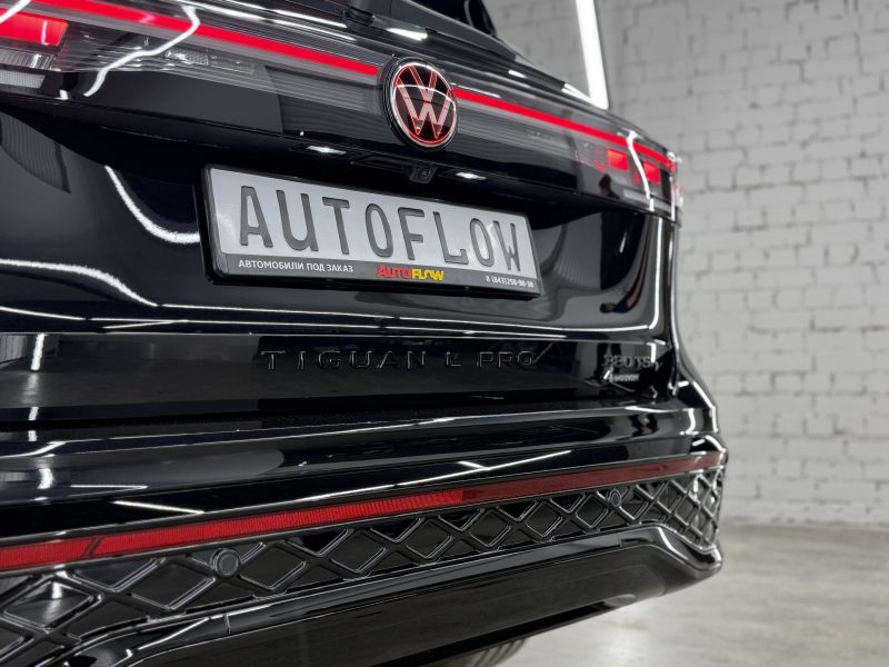 Volkswagen Tiguan III, 2026 г.в., L Pro 2.0 AMT (220 л.с.) 4WD R-Line Premium