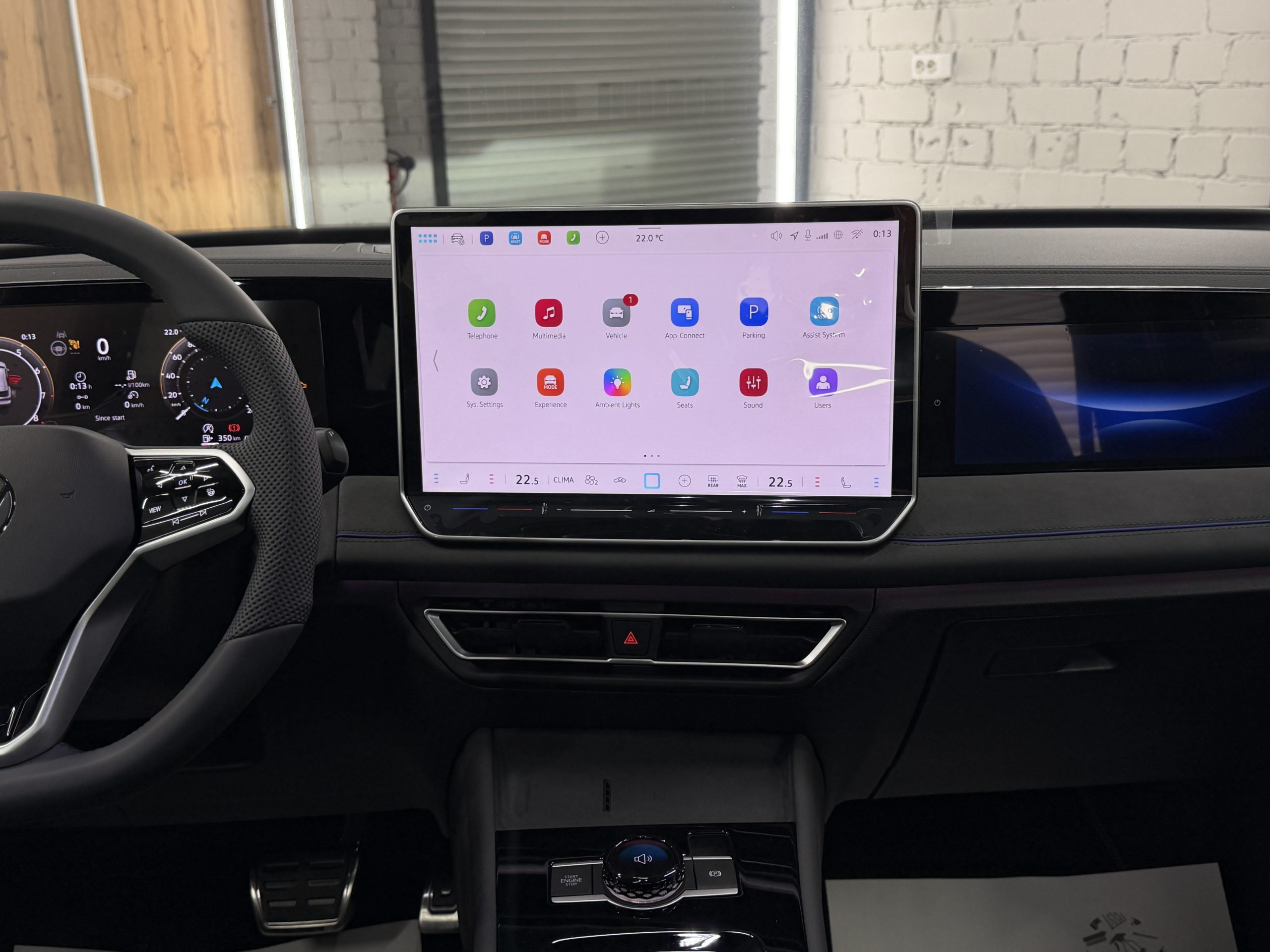 Volkswagen Tiguan III, 2026 г.в., L Pro 2.0 AMT (220 л.с.) 4WD R-Line Premium - изображение 27
