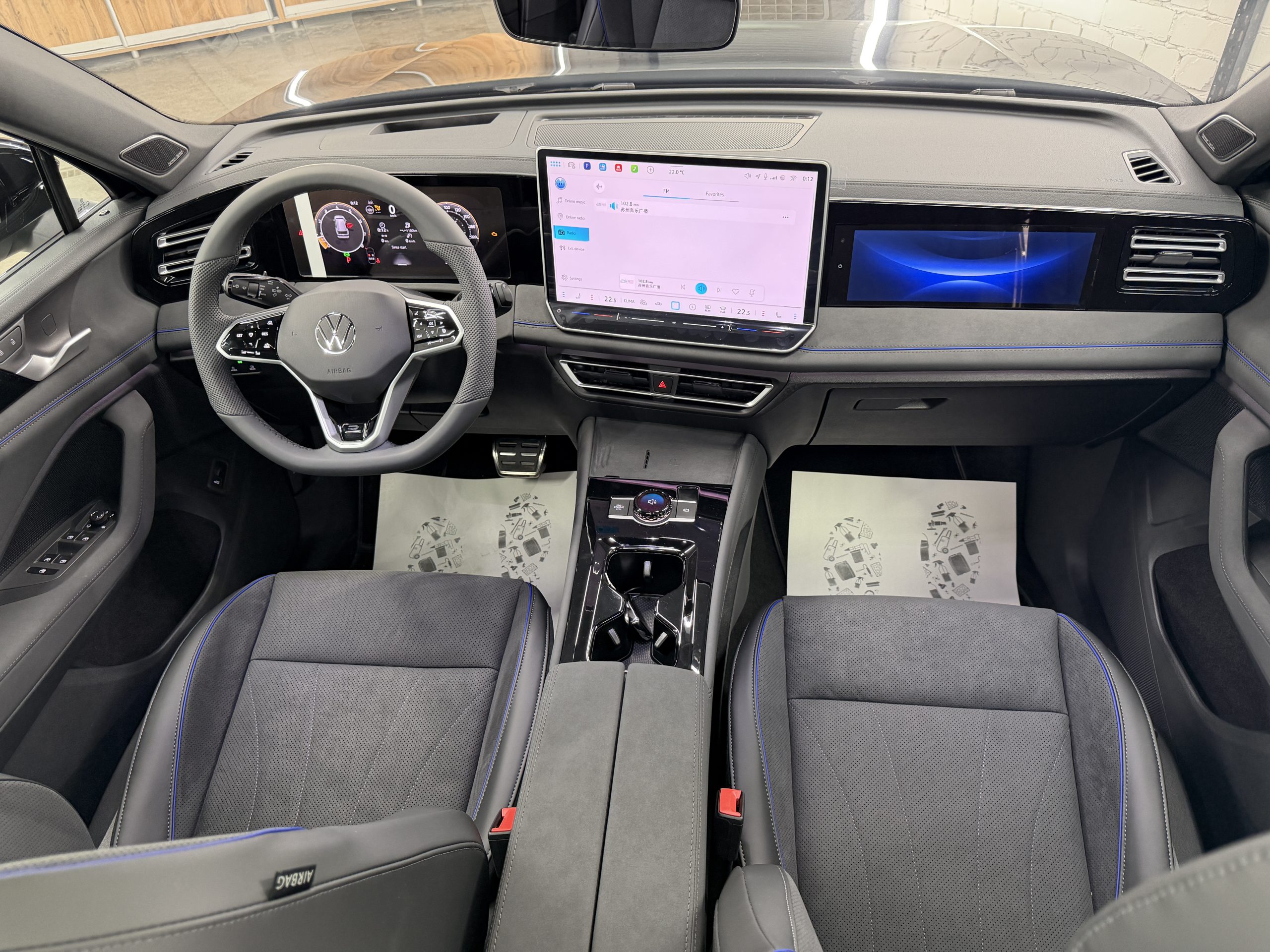 Volkswagen Tiguan III, 2026 г.в., L Pro 2.0 AMT (220 л.с.) 4WD R-Line Premium - изображение 28