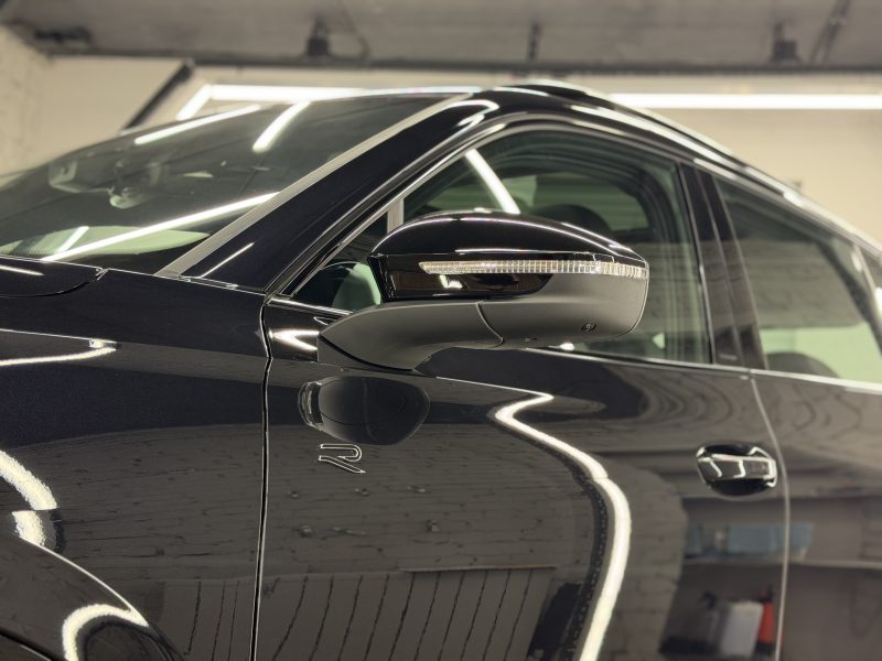 Volkswagen Tiguan III, 2026 г.в., L Pro 2.0 AMT (220 л.с.) 4WD R-Line Premium