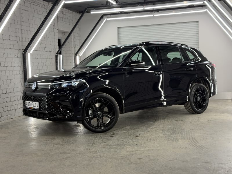 Volkswagen Tiguan III, 2026 г.в., L Pro 2.0 AMT (220 л.с.) 4WD R-Line Premium