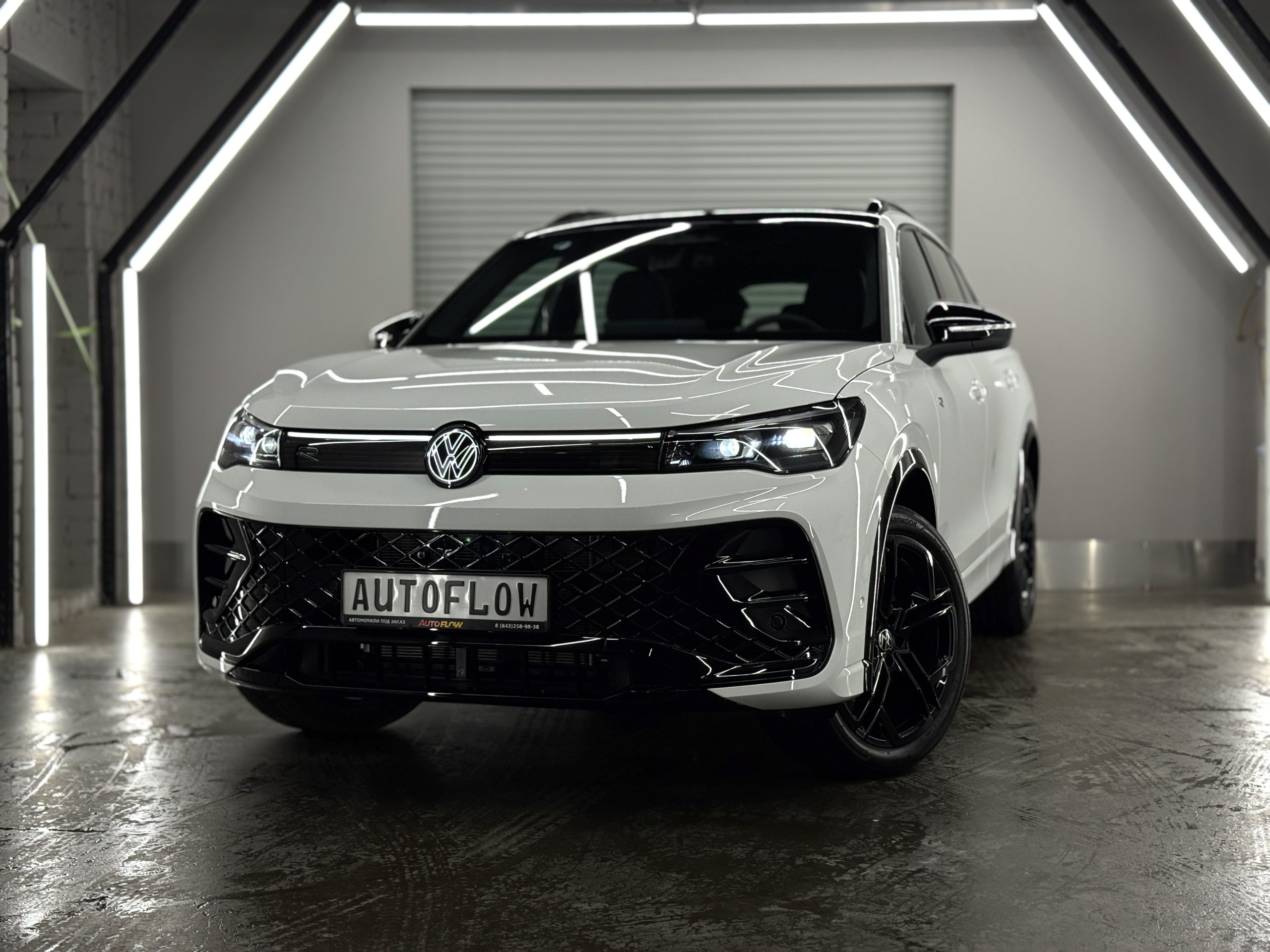 Volkswagen Tiguan III, 2026 г.в., L Pro 2.0 AMT (220 л.с.) 4WD R-Line Premium - изображение 22