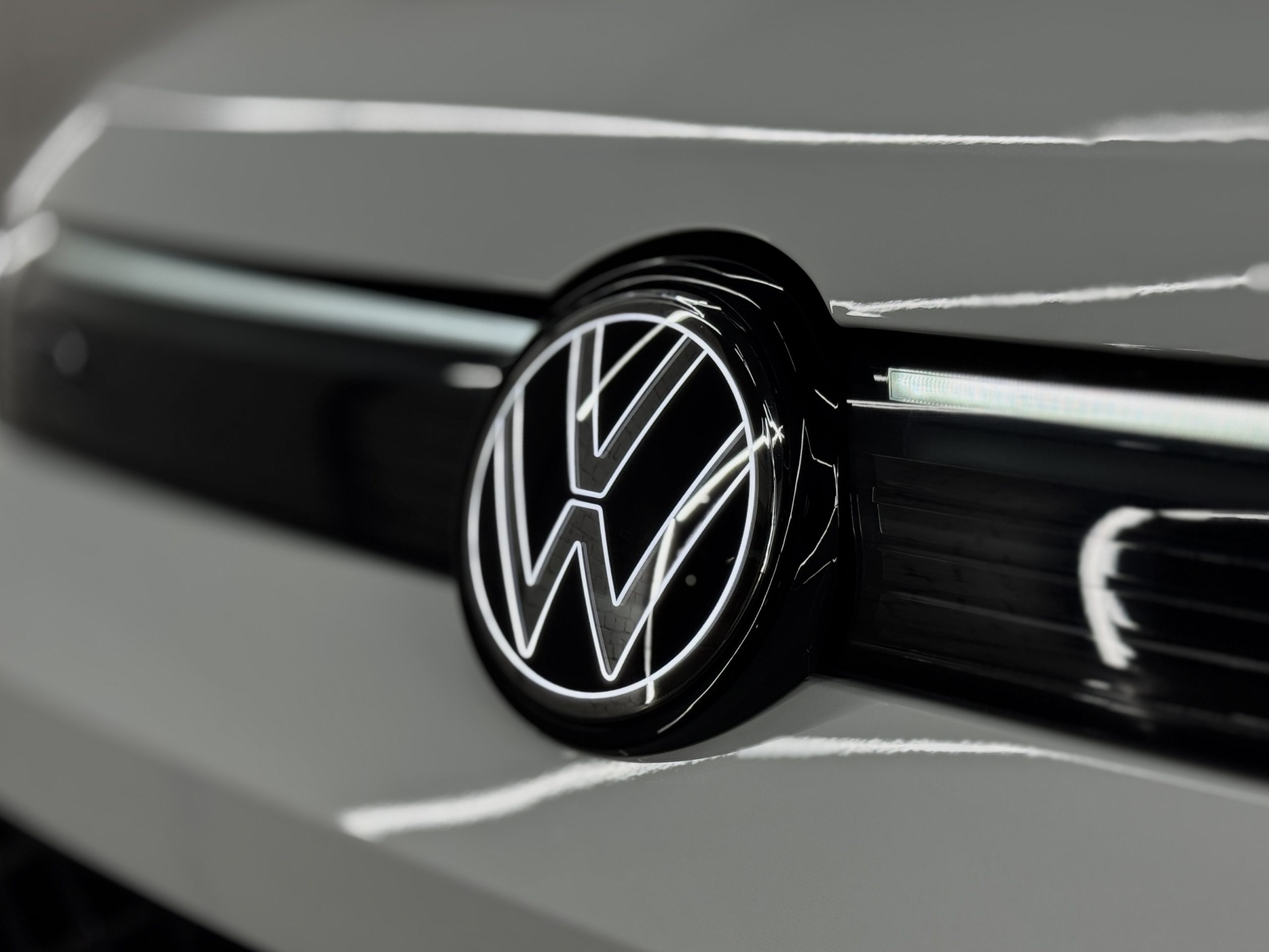 Volkswagen Tiguan III, 2026 г.в., L Pro 2.0 AMT (220 л.с.) 4WD R-Line Premium - изображение 27