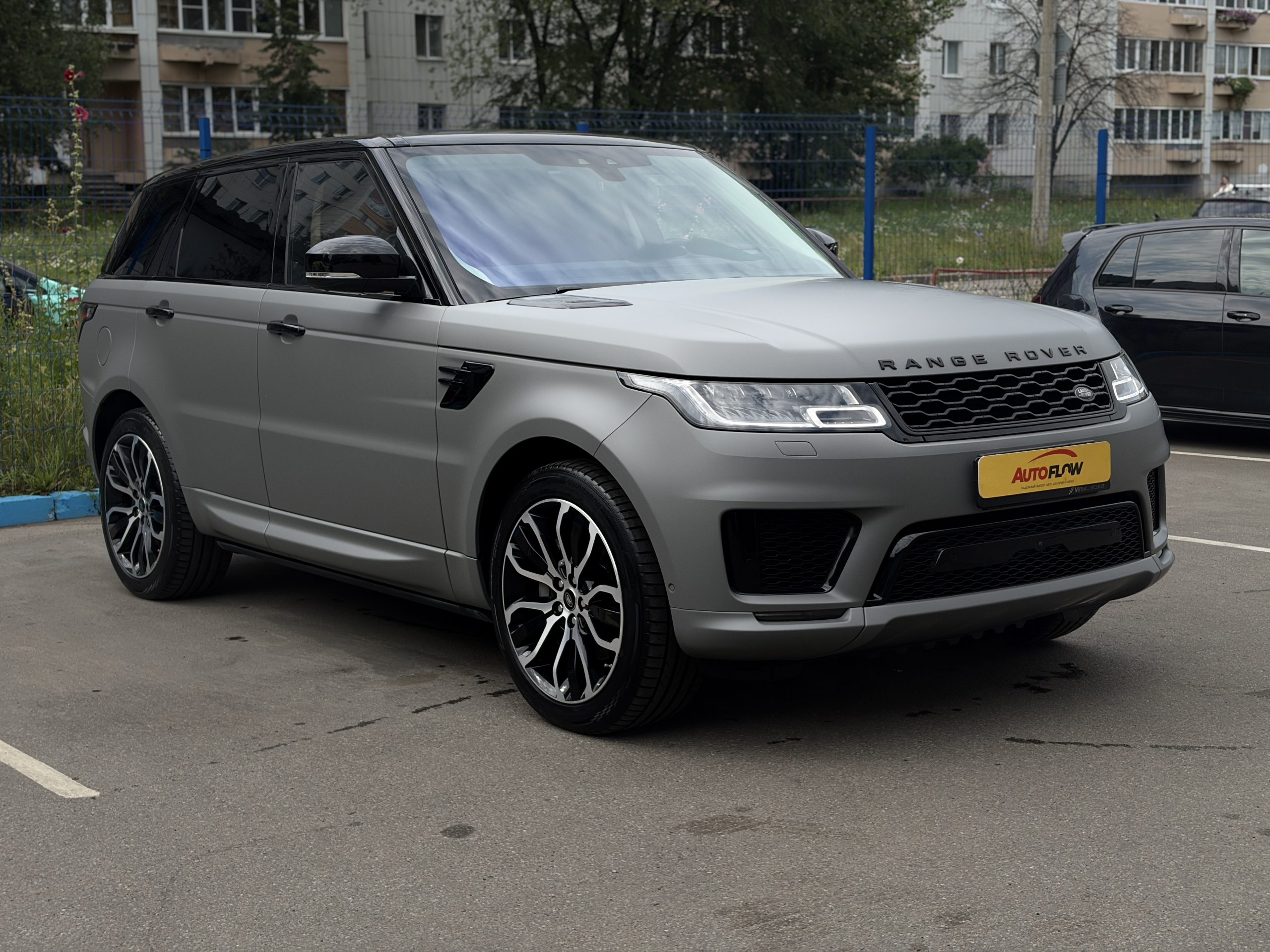 Land Rover Range Rover Sport 3.0 АТ 2020 - изображение 4
