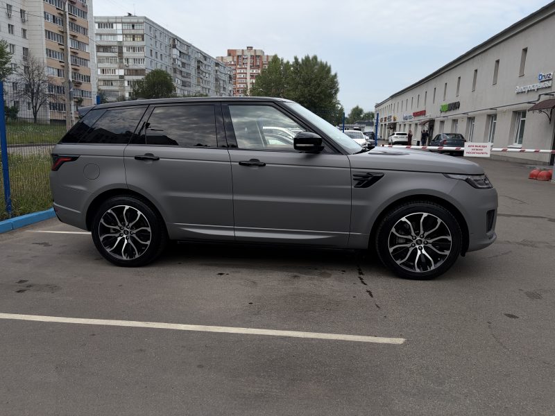 Land Rover Range Rover Sport 3.0 АТ 2020