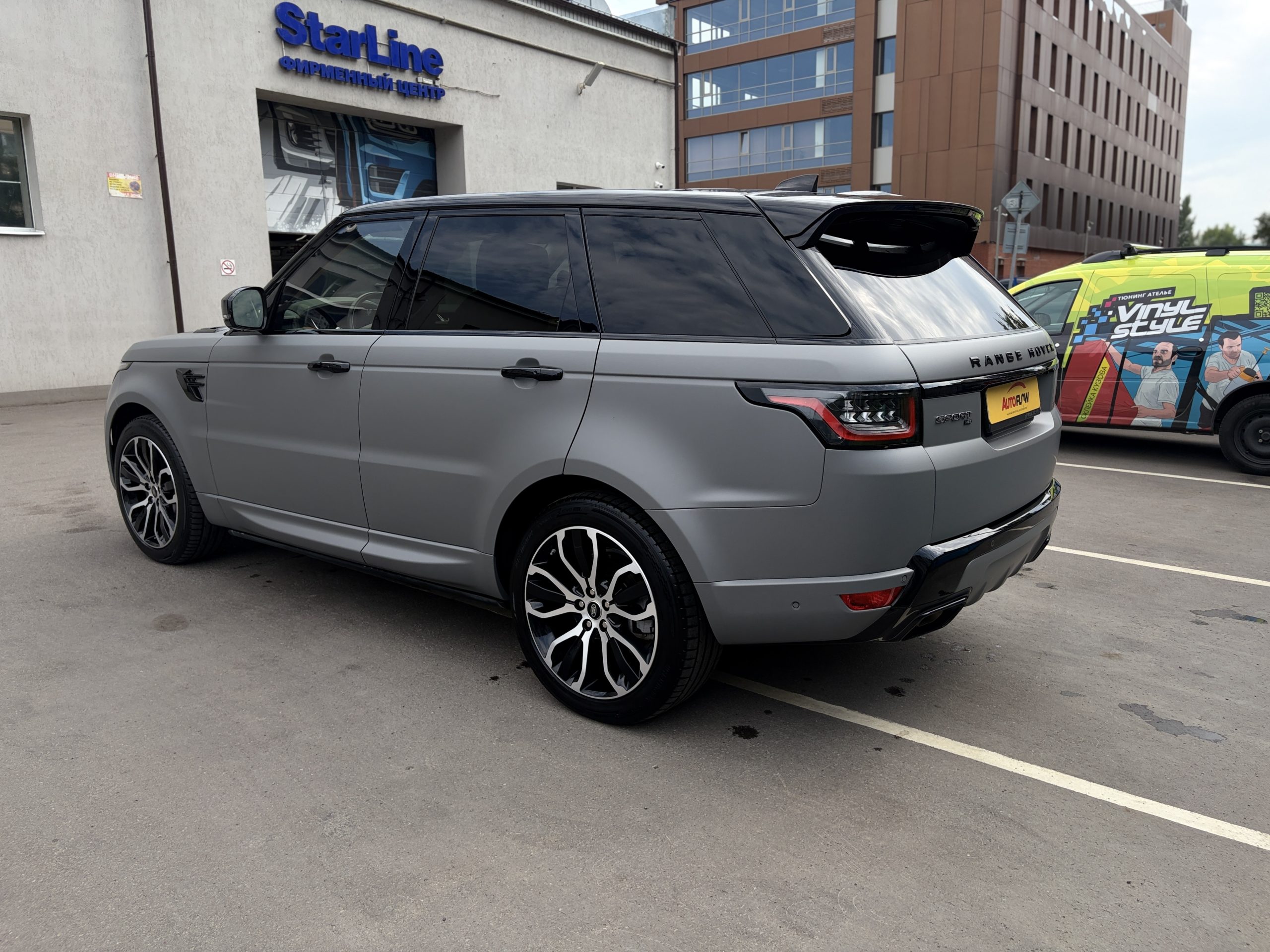 Land Rover Range Rover Sport 3.0 АТ 2020 - изображение 8