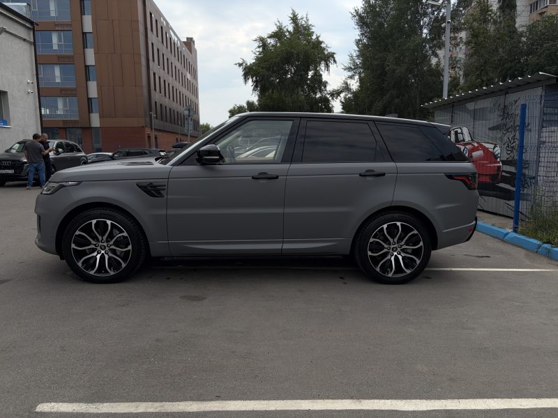 Land Rover Range Rover Sport 3.0 АТ 2020