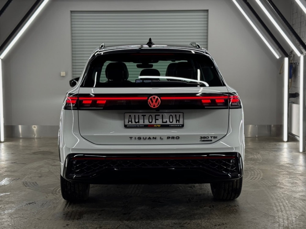 Volkswagen Tiguan III, 2026 г.в., L Pro 2.0 AMT (220 л.с.) 4WD R-Line Premium - изображение 2