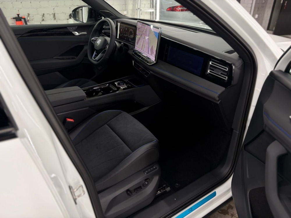 Volkswagen Tiguan III, 2026 г.в., L Pro 2.0 AMT (220 л.с.) 4WD R-Line Premium - изображение 7