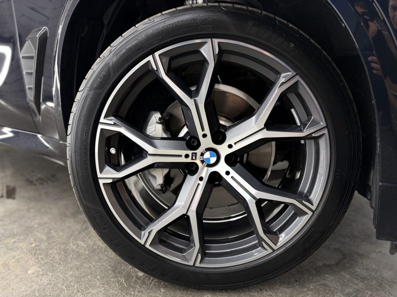 BMW Х5 30i xDrive 2025 года