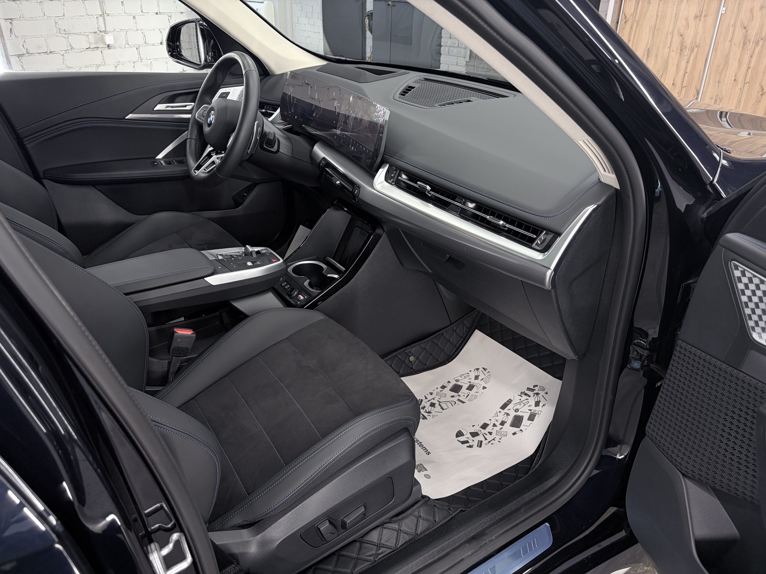 BMW X1 III (U11/U12) 2025, 2 242 км