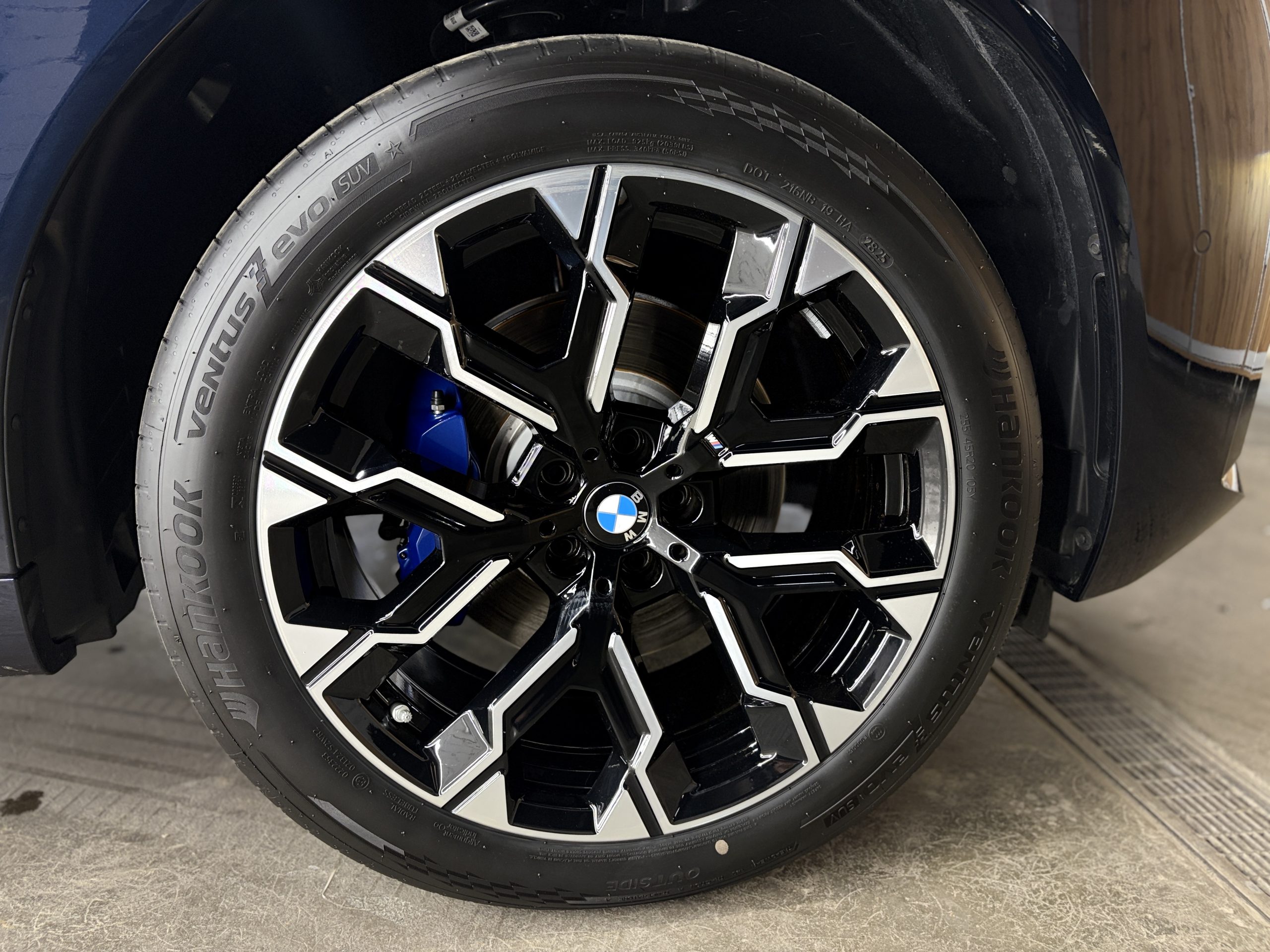 BMW X3 xDrive 30i 2025, 2 343 км